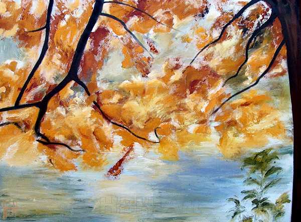 maleri i varme farver af et træ i efterårsfarver foran en sø