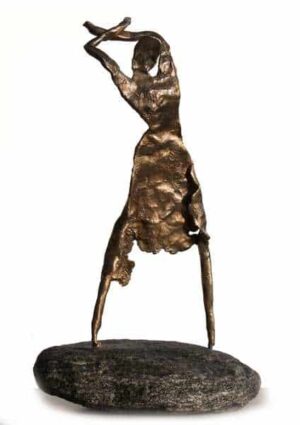 Cire perduestøbt bronzeskulptur af flamencodanser på natursten