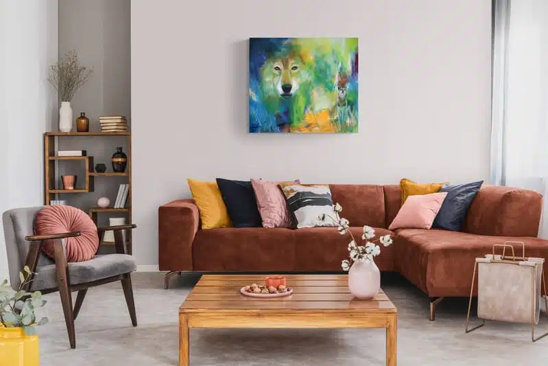 Maleri af ulv i stuen