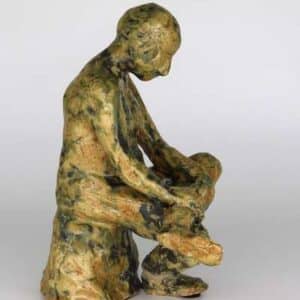 Siddende mand keramik skulptur
