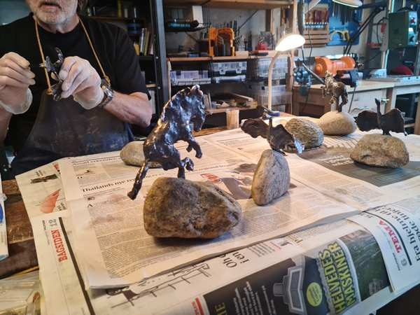 Monterede bronzeskulpturer